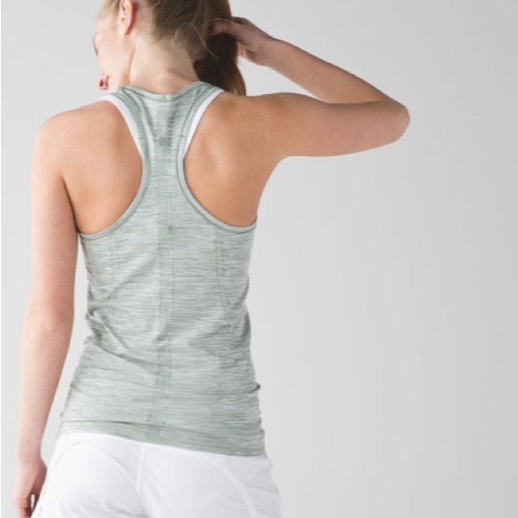 Lululemon Athletica Swiftly Tank Top size 6 EUC - Picture 2 of 8